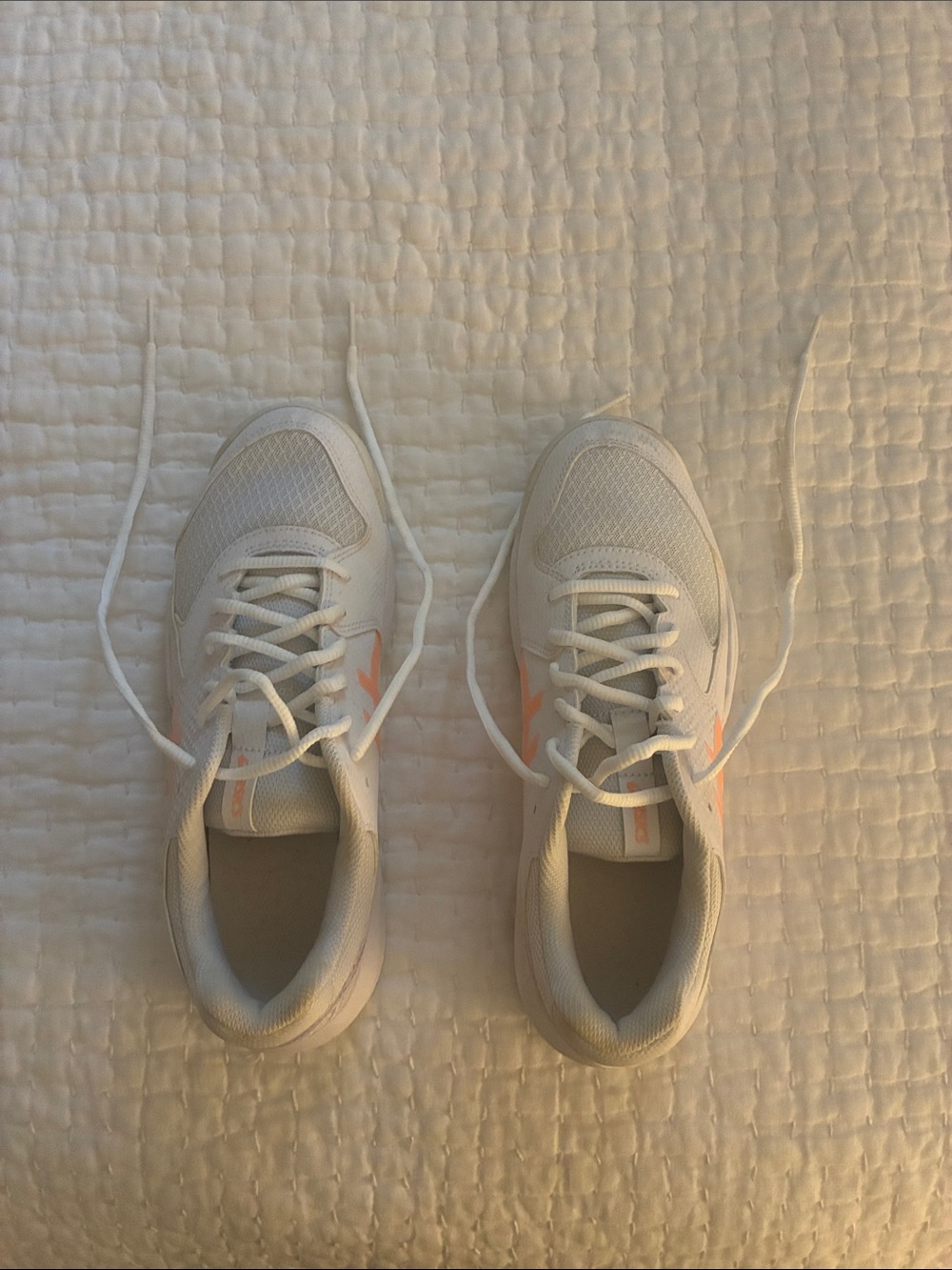 White Pickleball Sneakers with Peach Accents - Lightweight Athletic Shoes